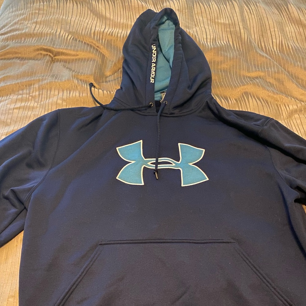 Underarmour fleece hoodie